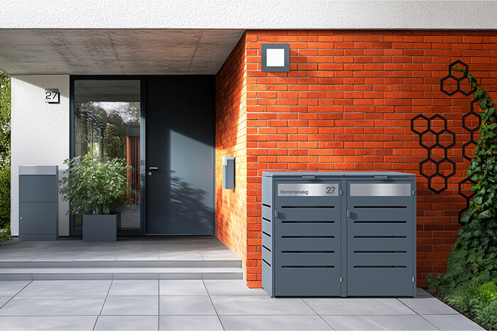 KNOBLOCH Produkte im Hauseingang